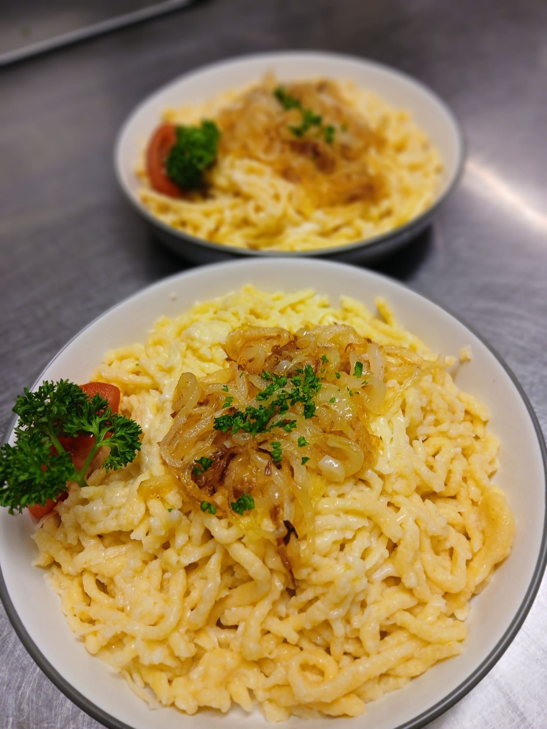 Käsespätzle mit Röstzwiebeln
